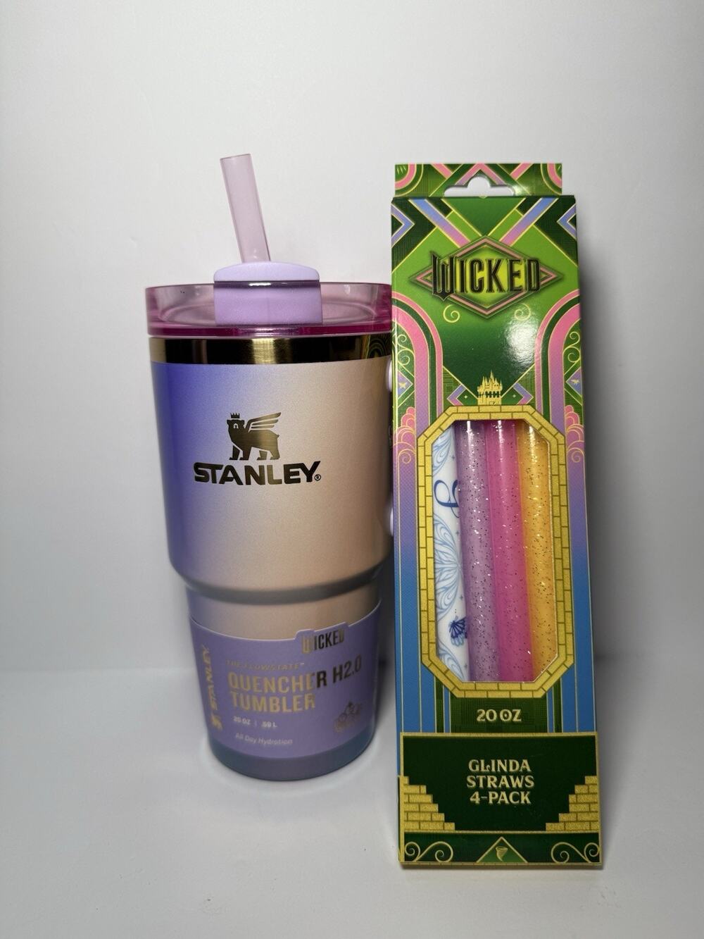 Stanley X Target WICKED GLINDA 20oz Quencher Tumbler BNWT + CharCharms Straws - Picture 1 of 3